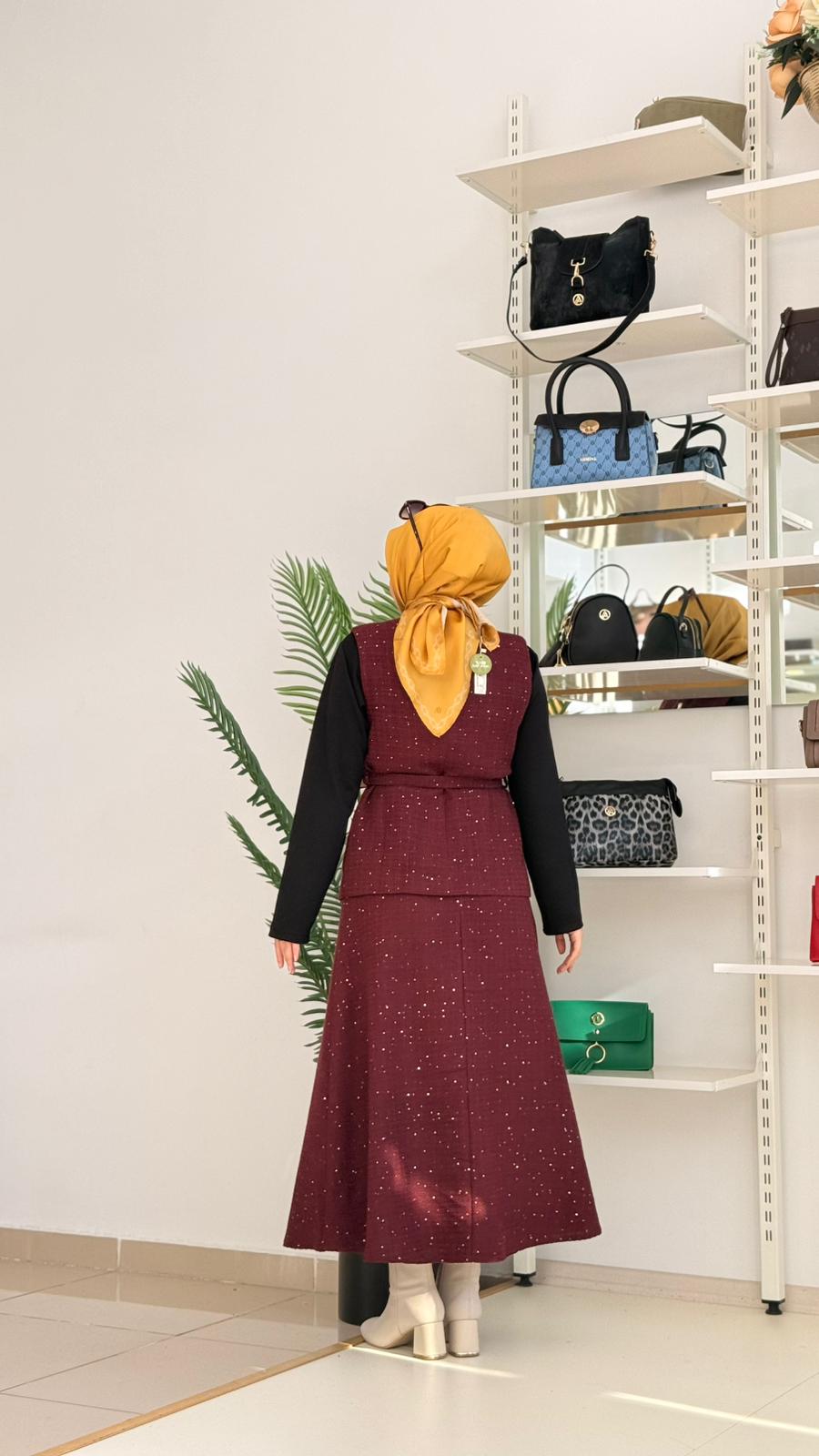 Armine Trend Kendinden Simli Kemer Detaylı Etekli Takım