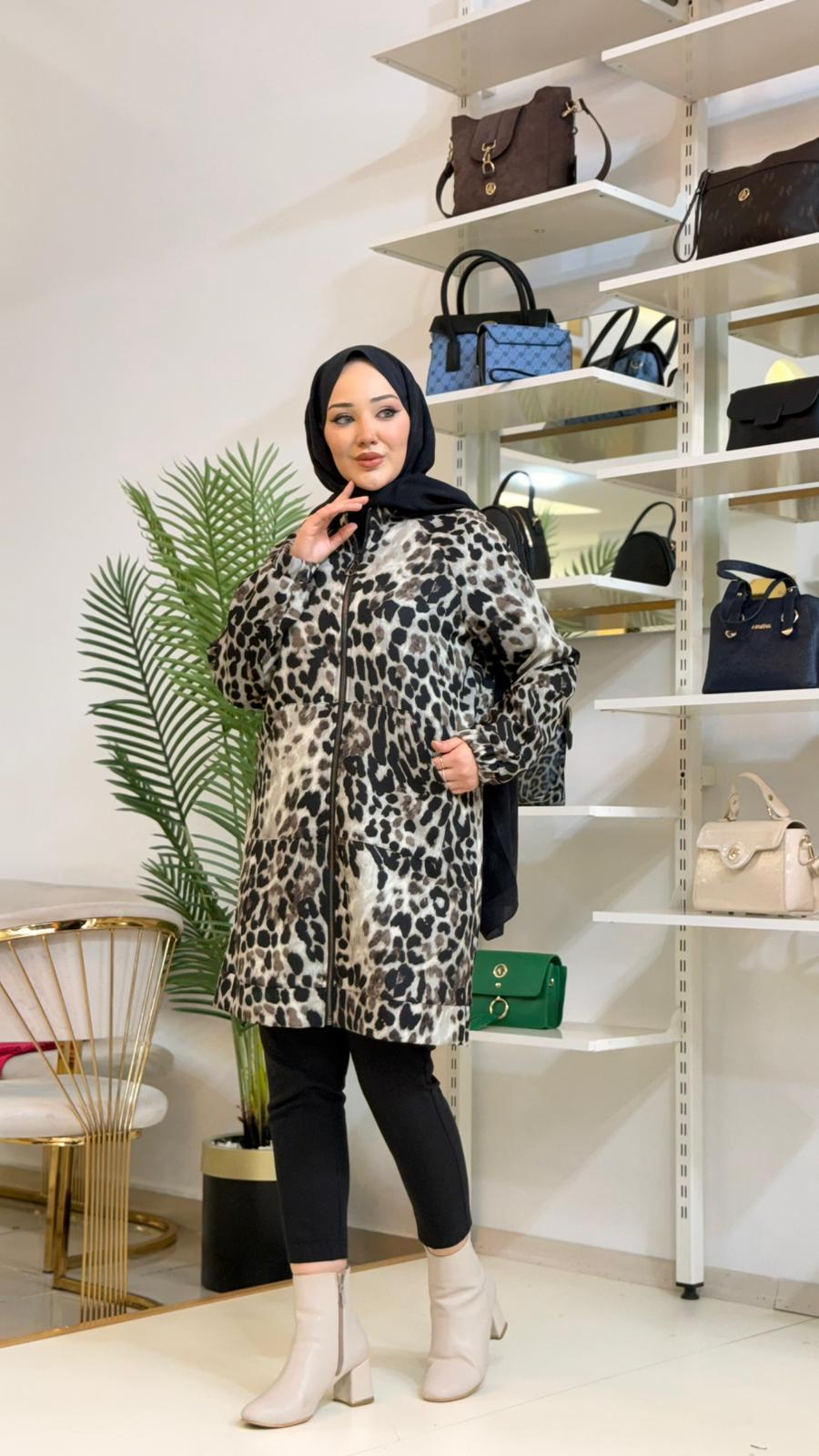 Armine Trend Leopar Desenli Fermuarlı Kadın Ceket