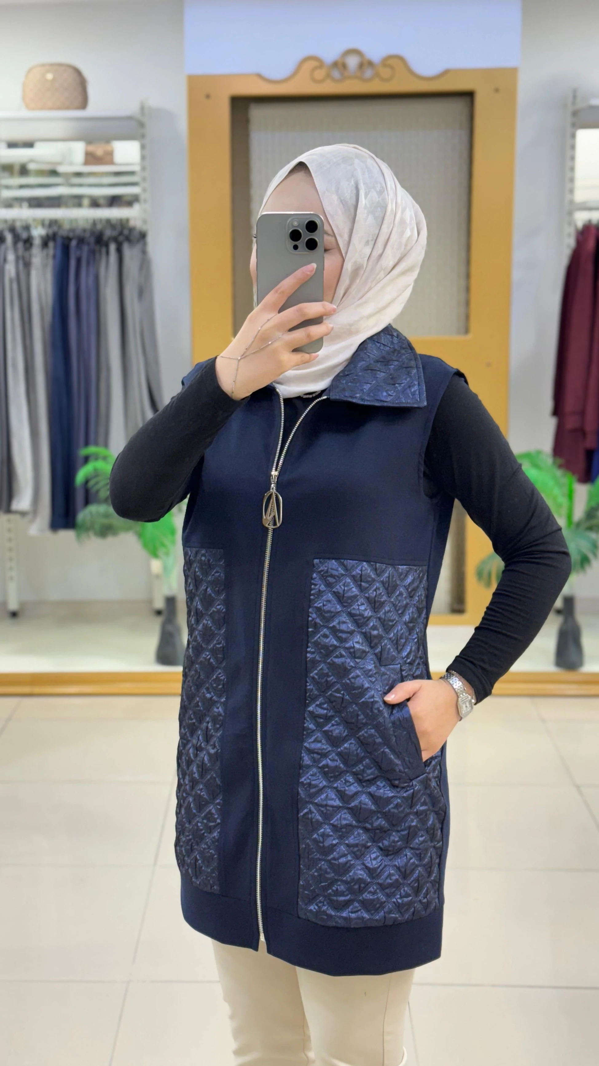 Armine Trend Fermuarlı Kapitone Detaylı Yelek