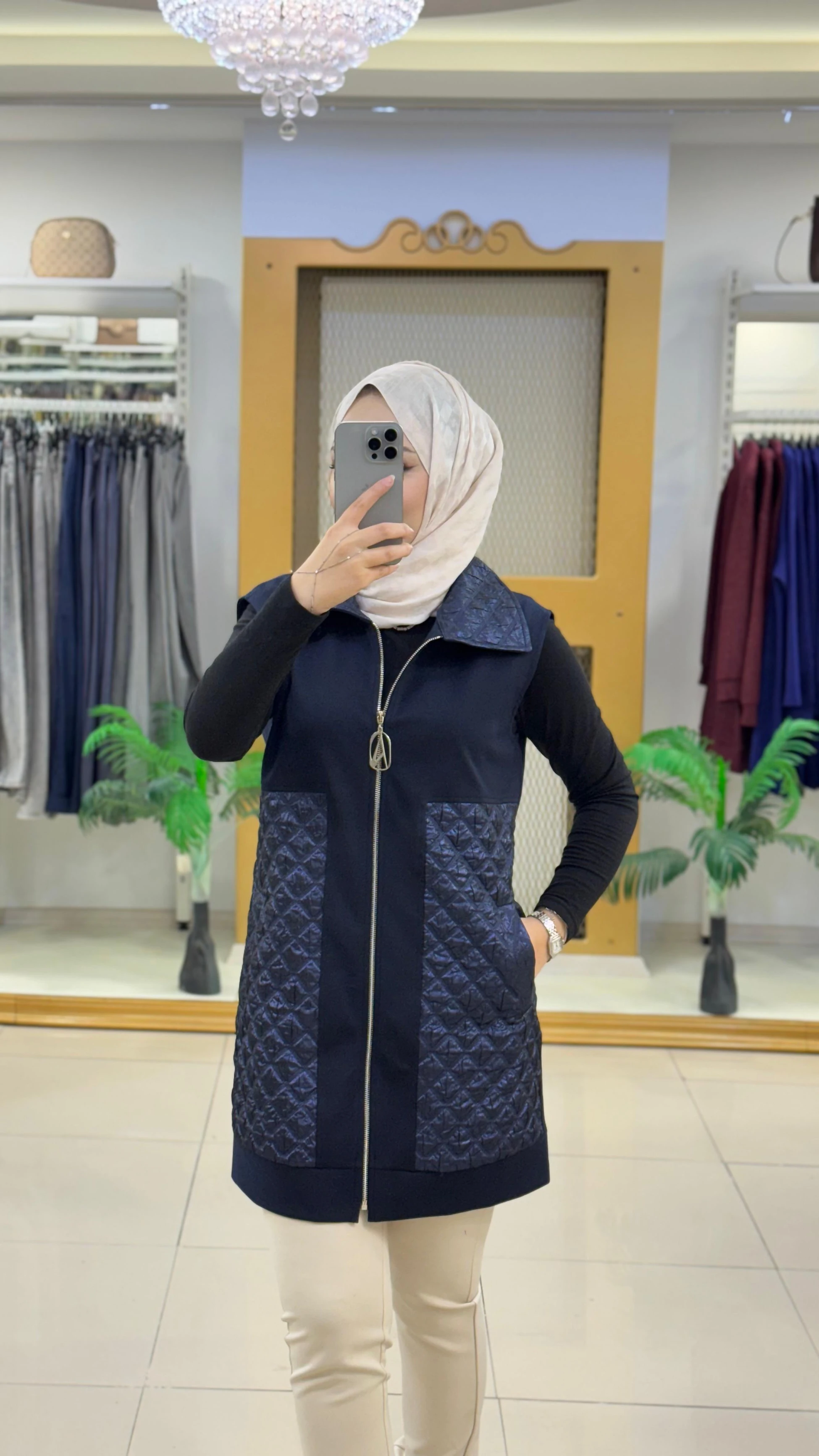 Armine Trend Fermuarlı Kapitone Detaylı Yelek